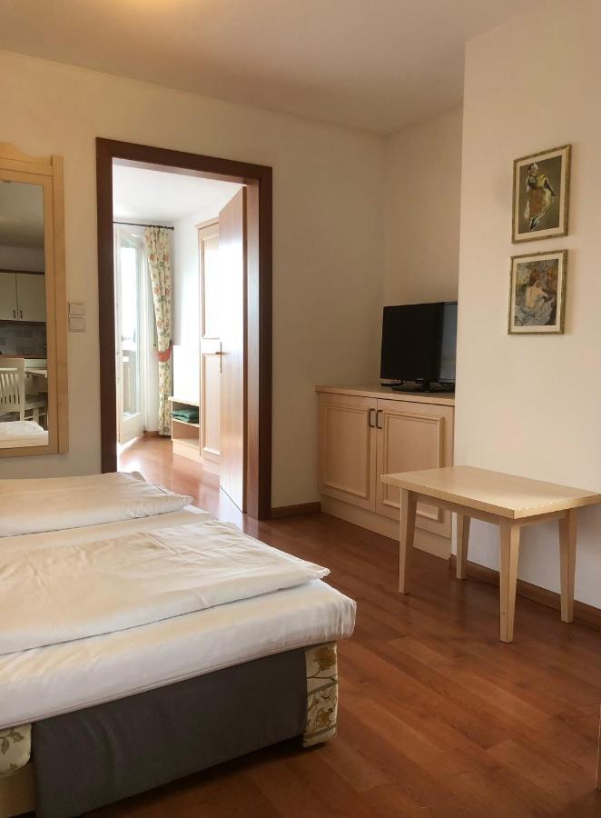 Appartement Tschivon Schenna Eksteriør billede