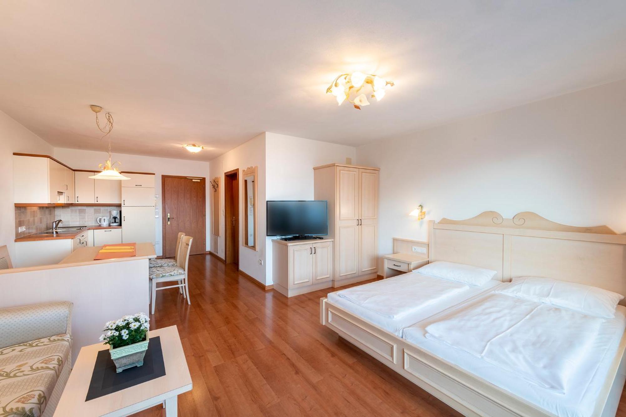 Appartement Tschivon Schenna Eksteriør billede